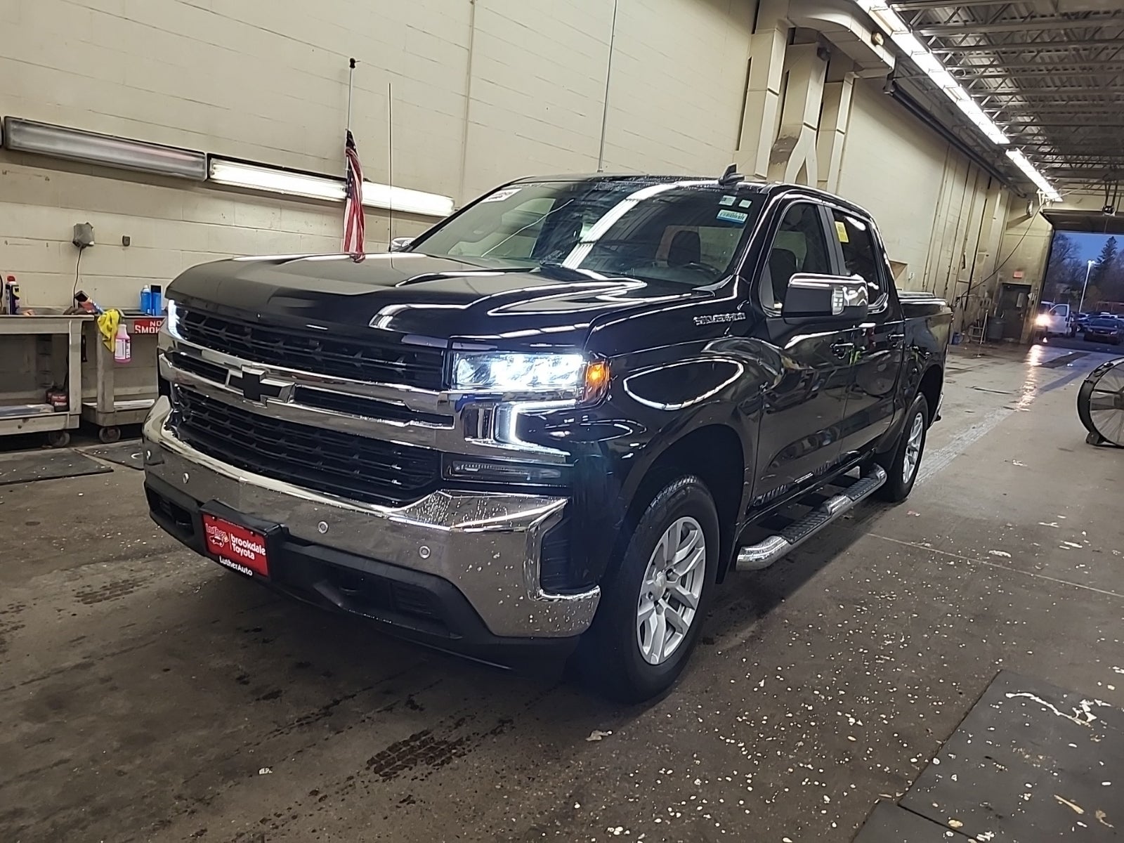 2022 Chevrolet Silverado 1500 LTD 4WD Crew Cab 147" LT W/1lt
