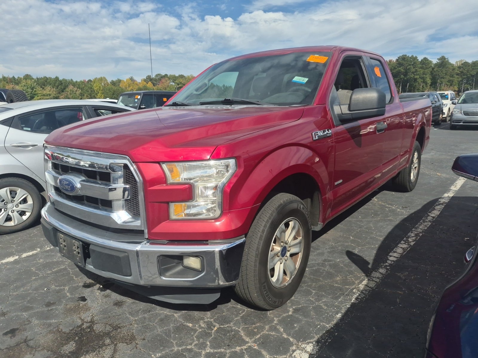 2016 Ford F-150 2WD Supercab 145" XLT