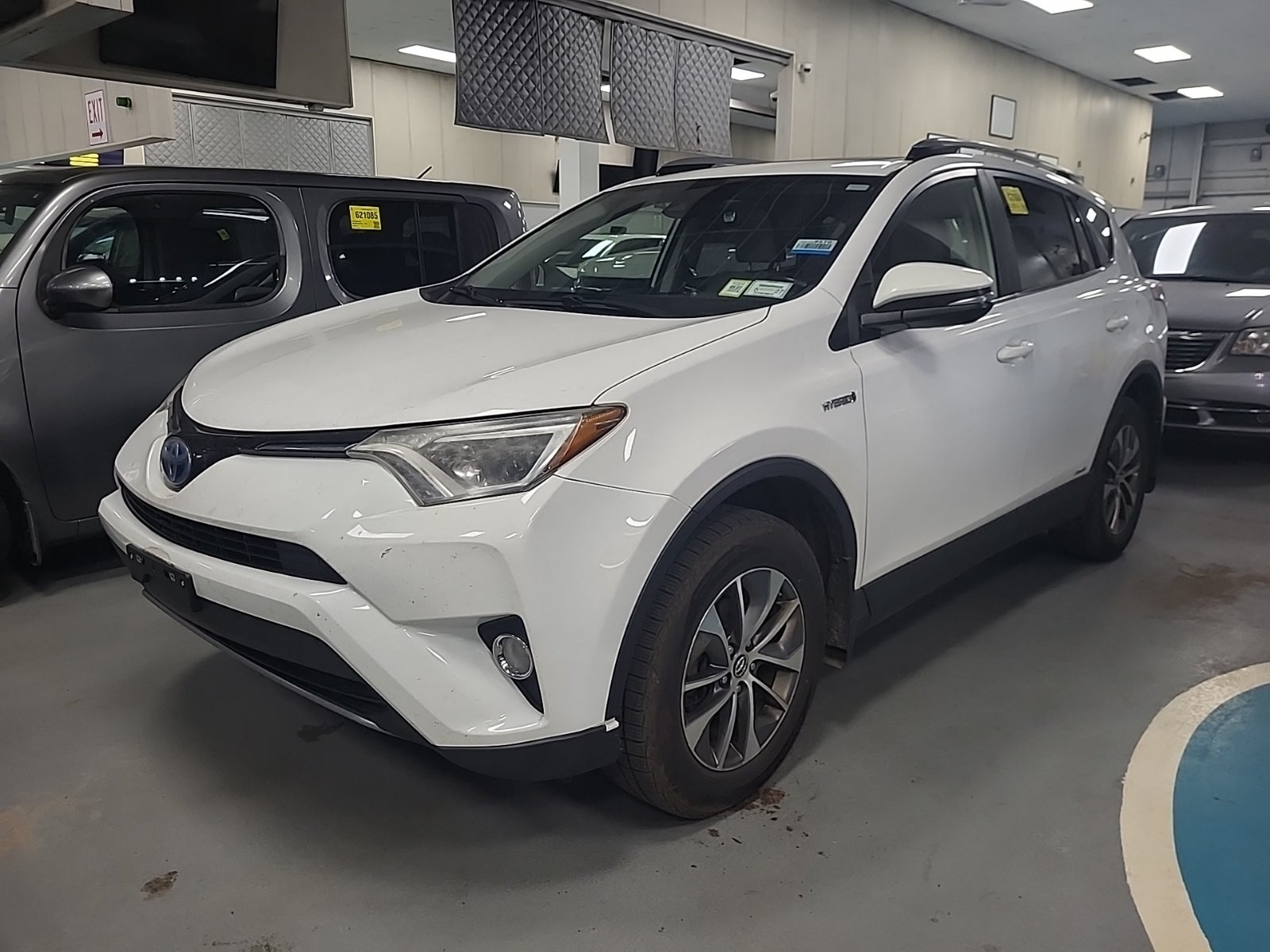 2017 Toyota RAV4 Hybrid XLE