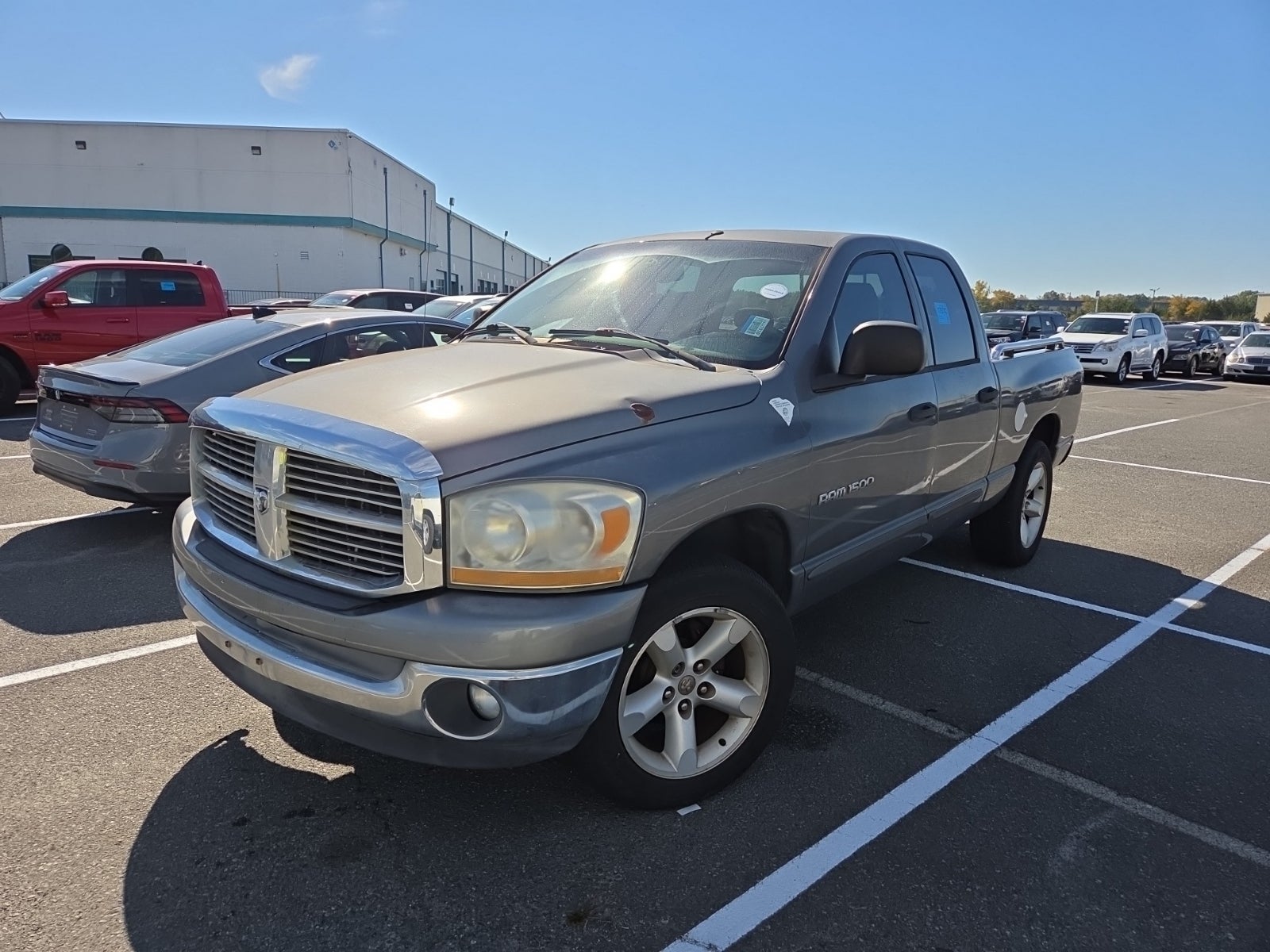 2006 Dodge Ram 1500 4dr Quad Cab 140.5 SLT