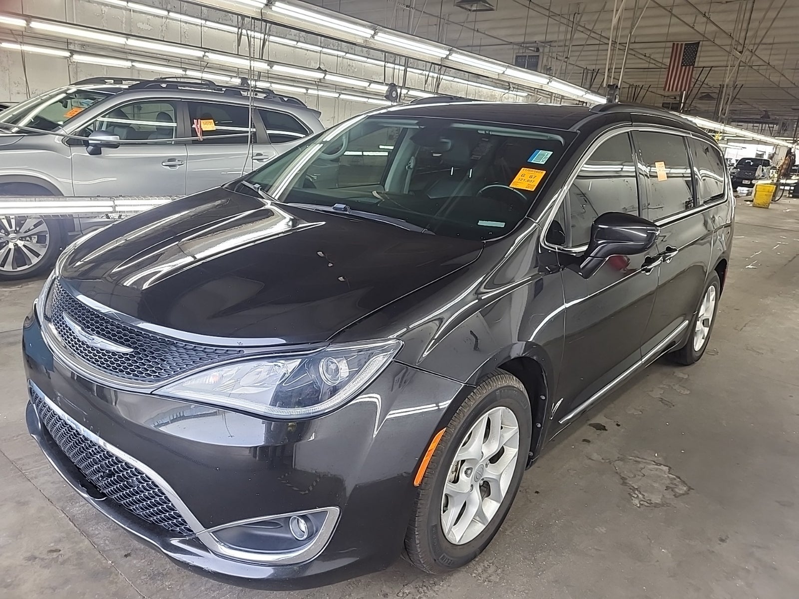 2017 Chrysler Pacifica Touring-L