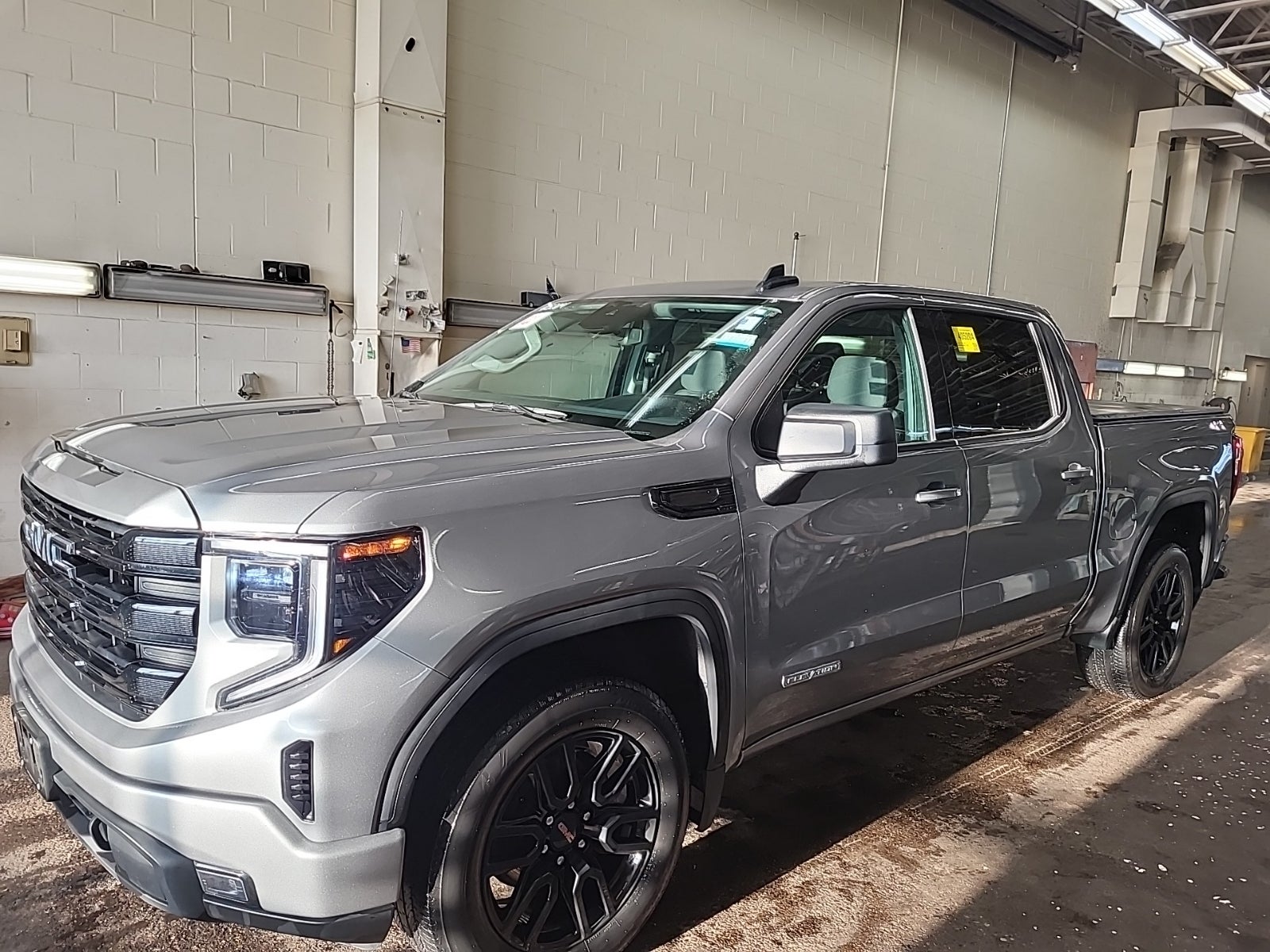 2023 GMC Sierra 1500 4WD Crew Cab 147" Elevation W/3sb