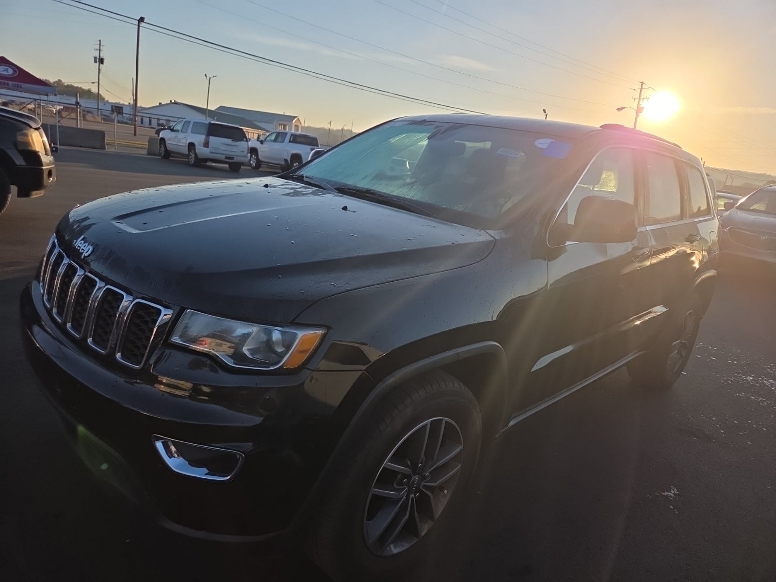 2018 Jeep Grand Cherokee Laredo E