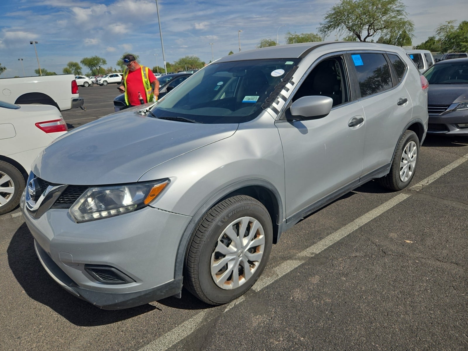 2016 Nissan Rogue S