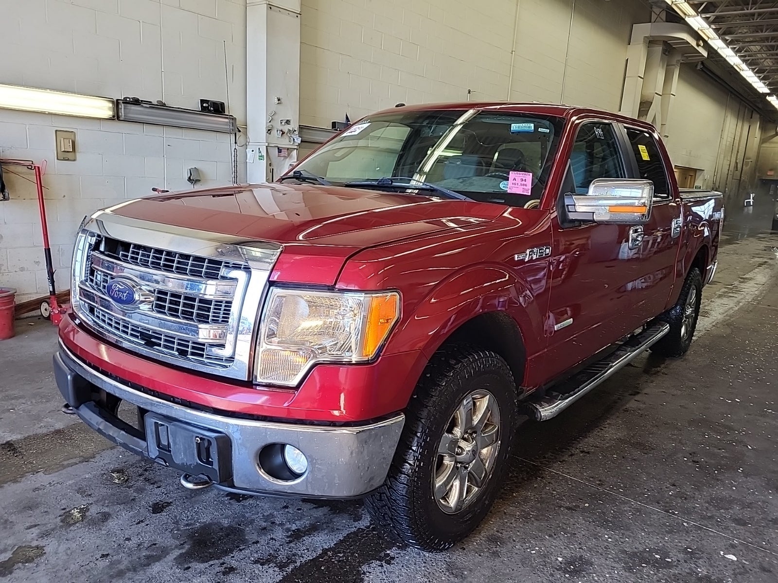 2013 Ford F-150 4WD Supercrew 145" XLT