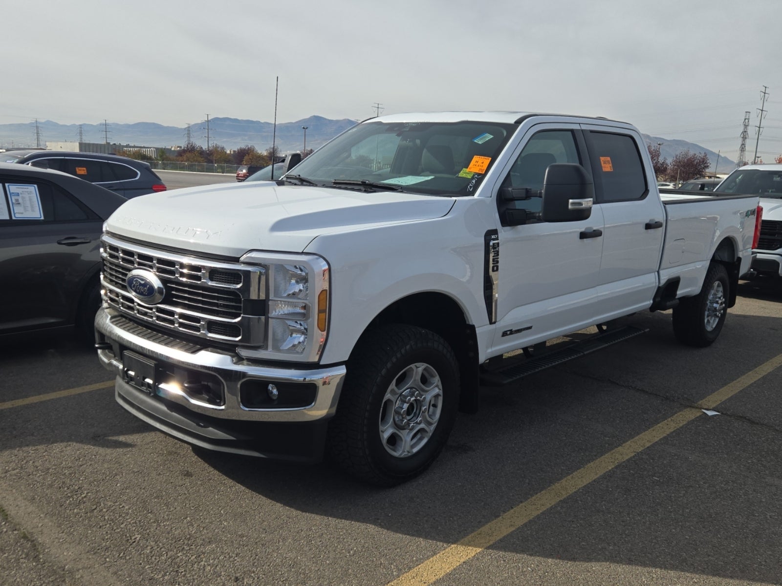 2025 Ford F-350 XLT 4WD Crew Cab 8' Box