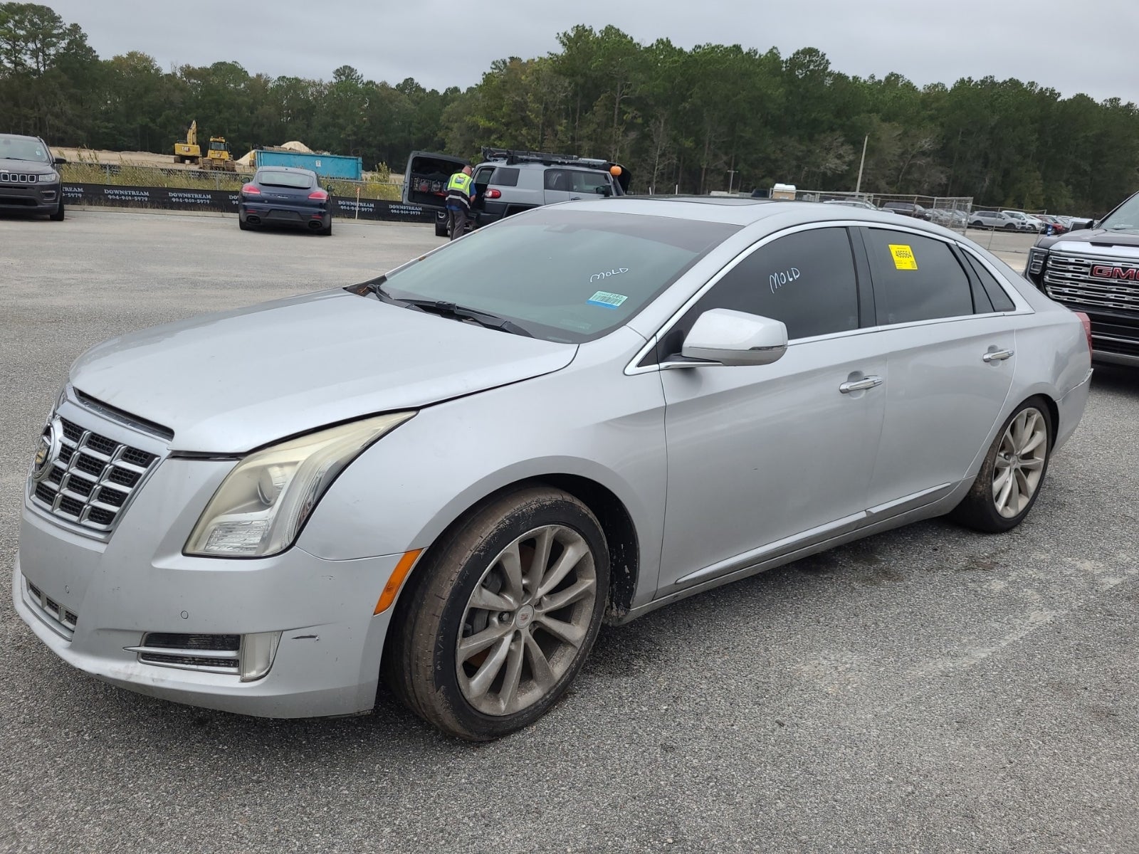 2013 Cadillac XTS Luxury
