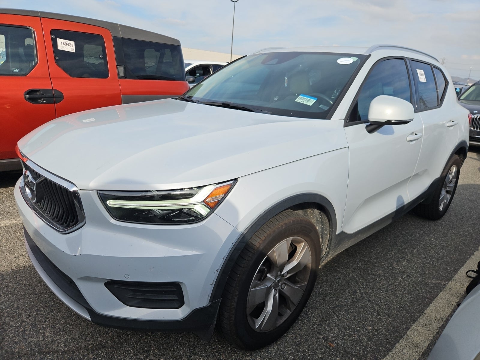 2020 Volvo XC40 Momentum