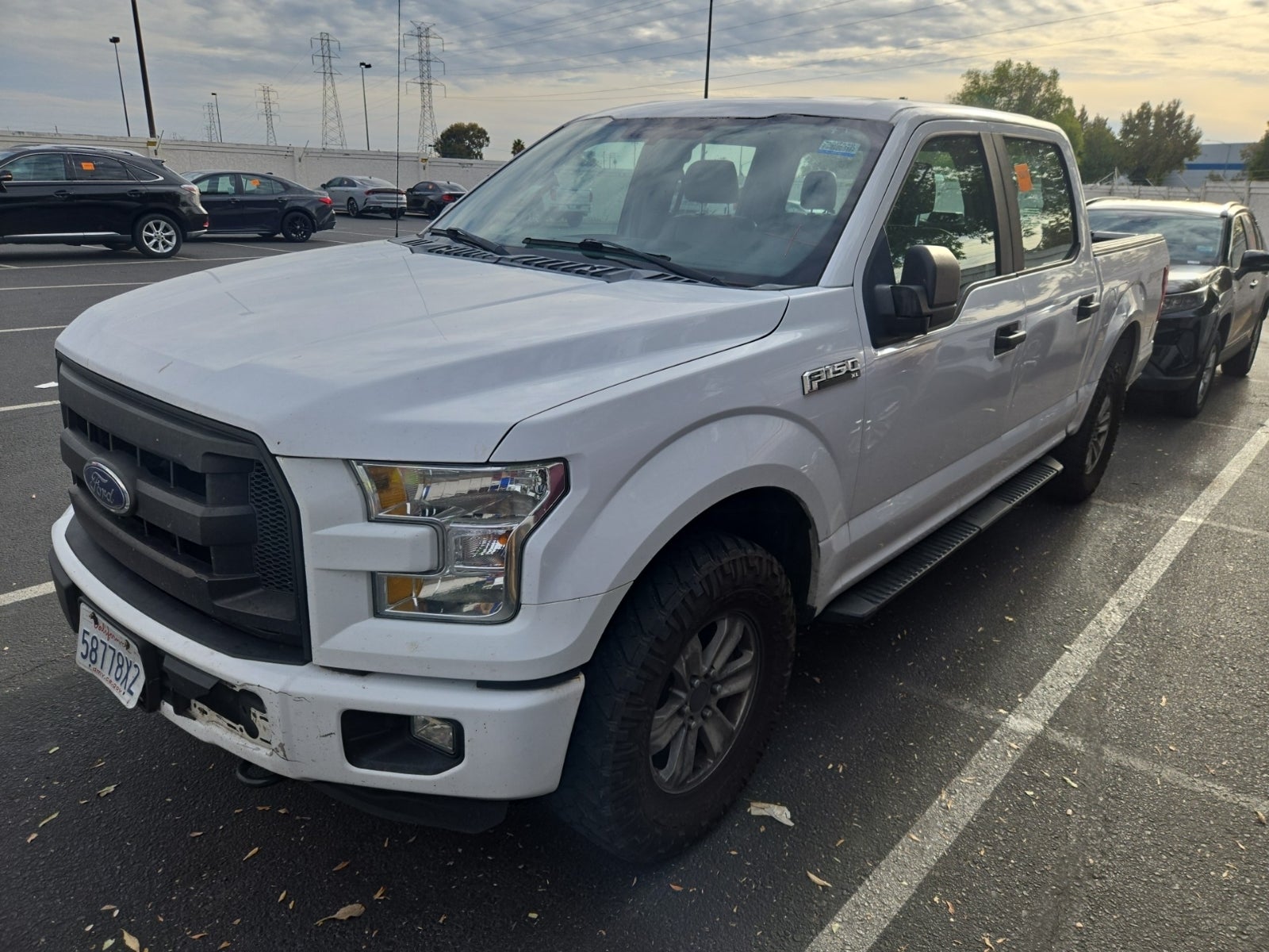 2016 Ford F-150 Crew Cab 5.0lk XL