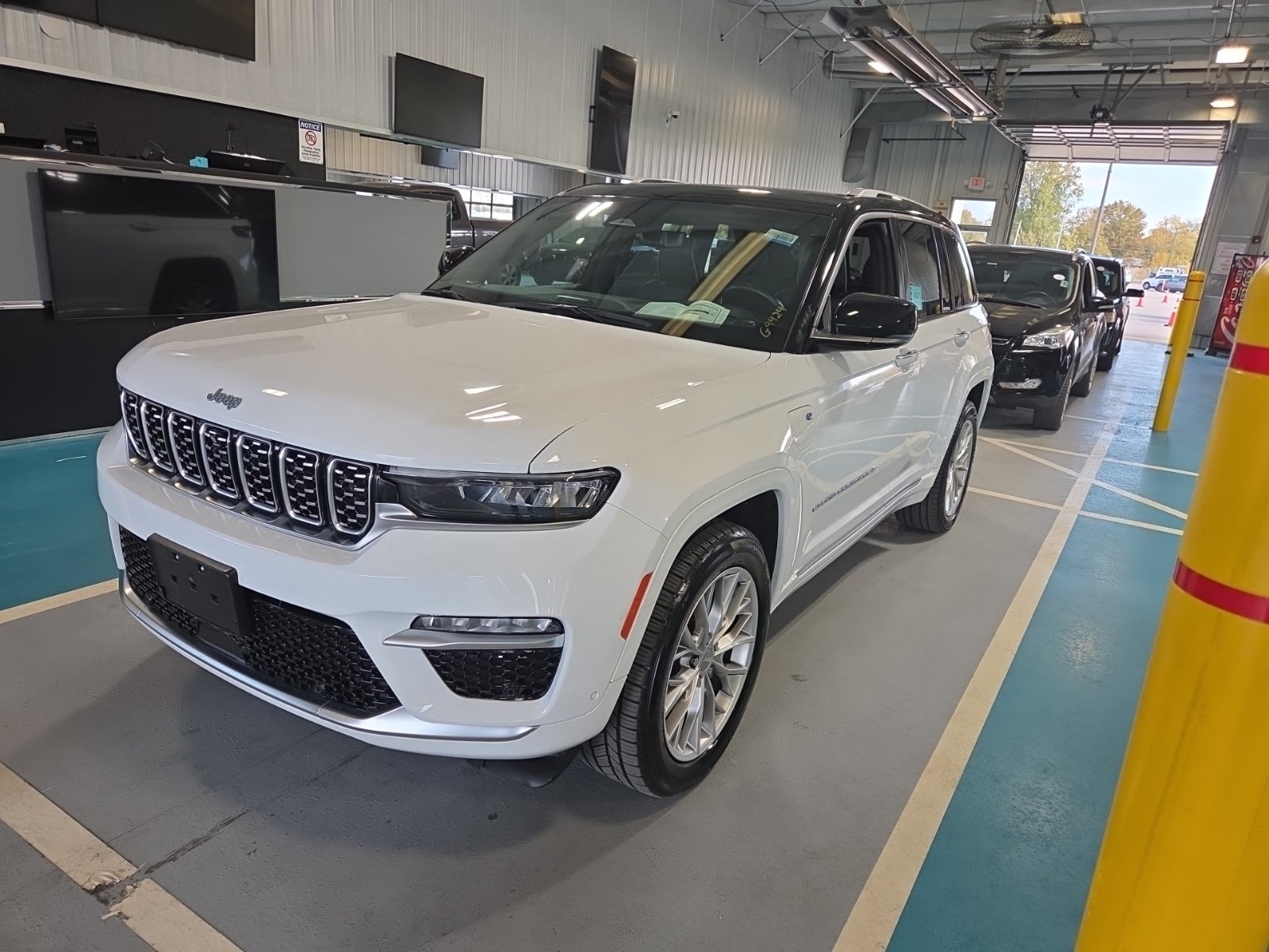 2022 Jeep Grand Cherokee 4xe Summit