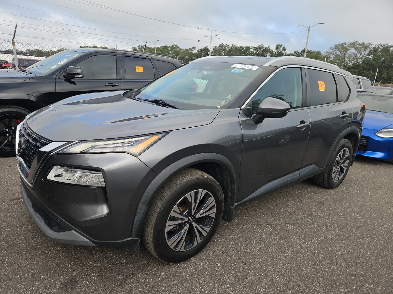 2022 Nissan Rogue SV