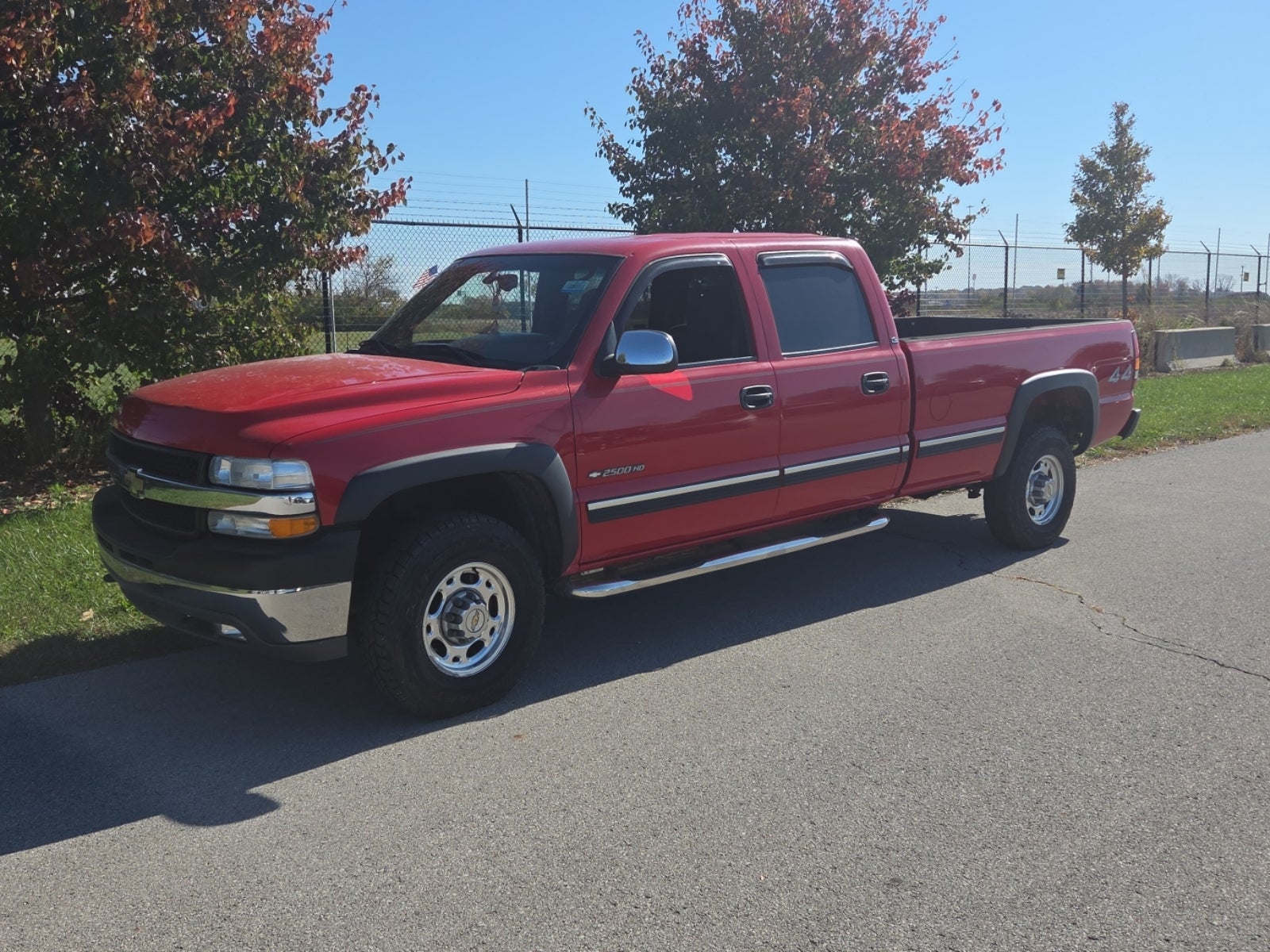 2002 Chevrolet Silverado 2500HD Crew Cab 167" WB 4WD LS
