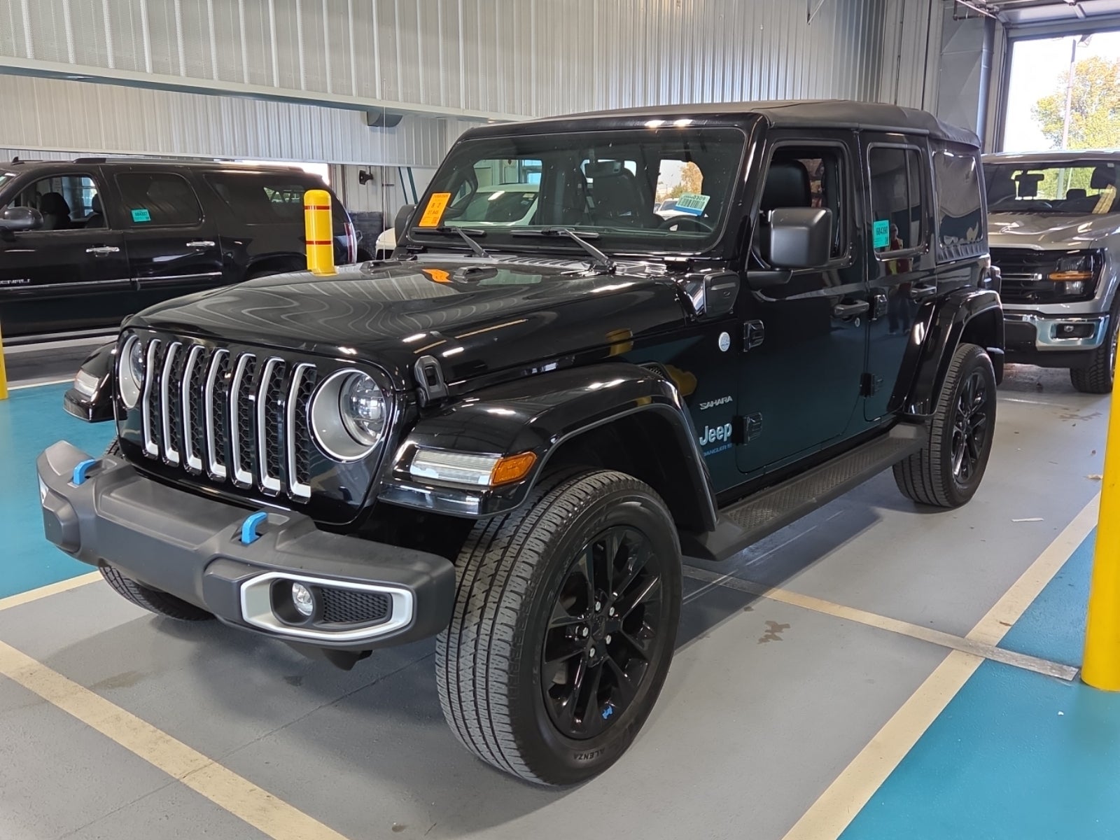 2023 Jeep Wrangler 4xe Sahara