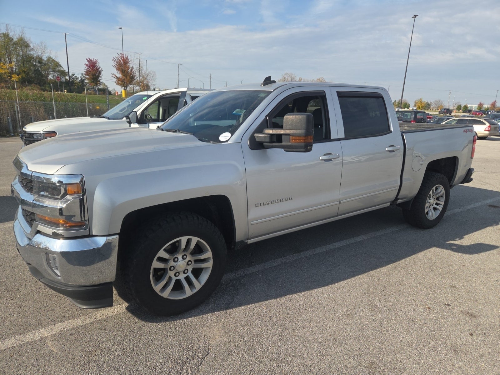 2018 Chevrolet Silverado 1500 4WD Crew Cab 143.5" LT W/1lt