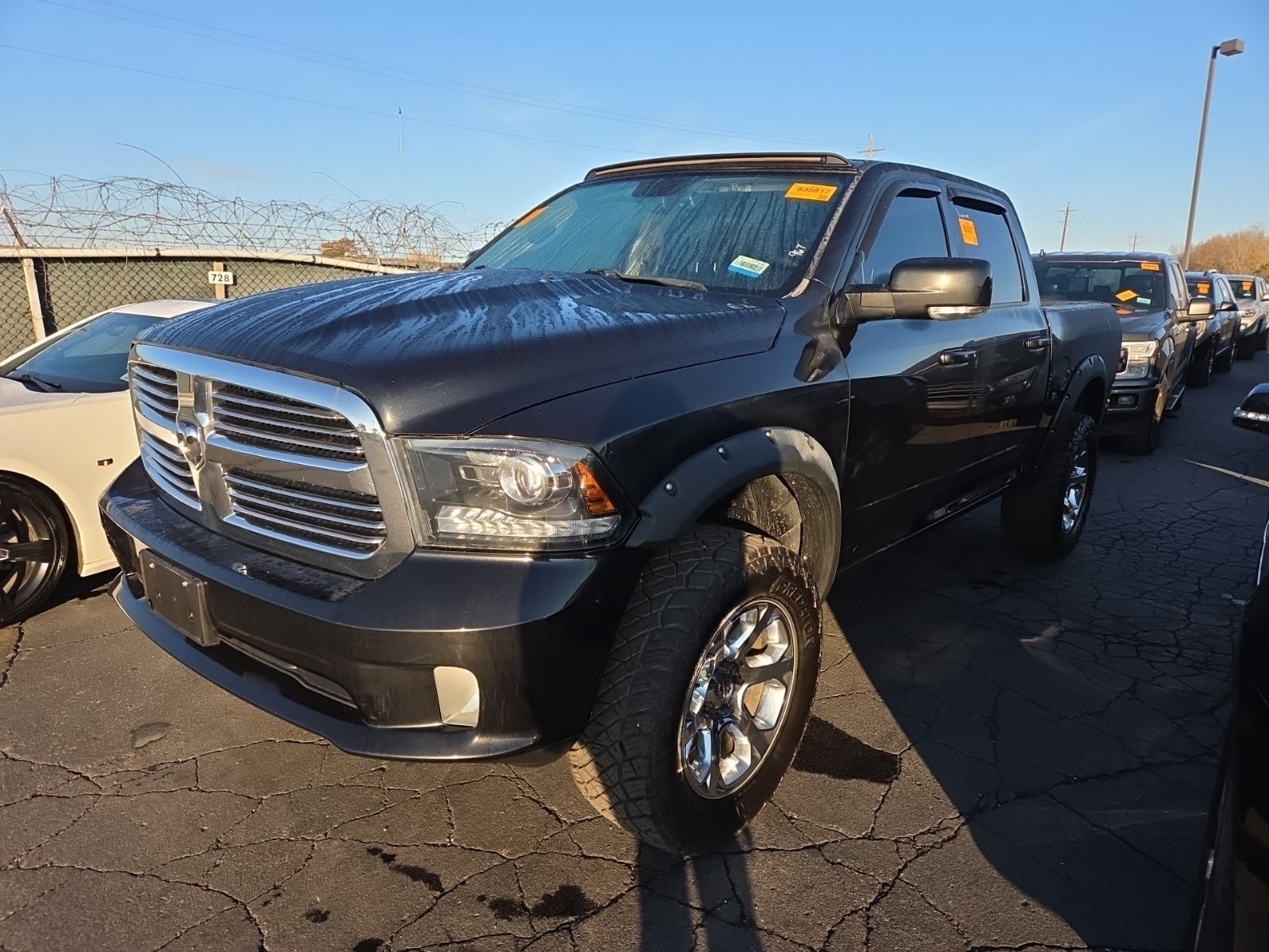 2017 Ram 1500 4WD Crew Cab 140.5" Sport