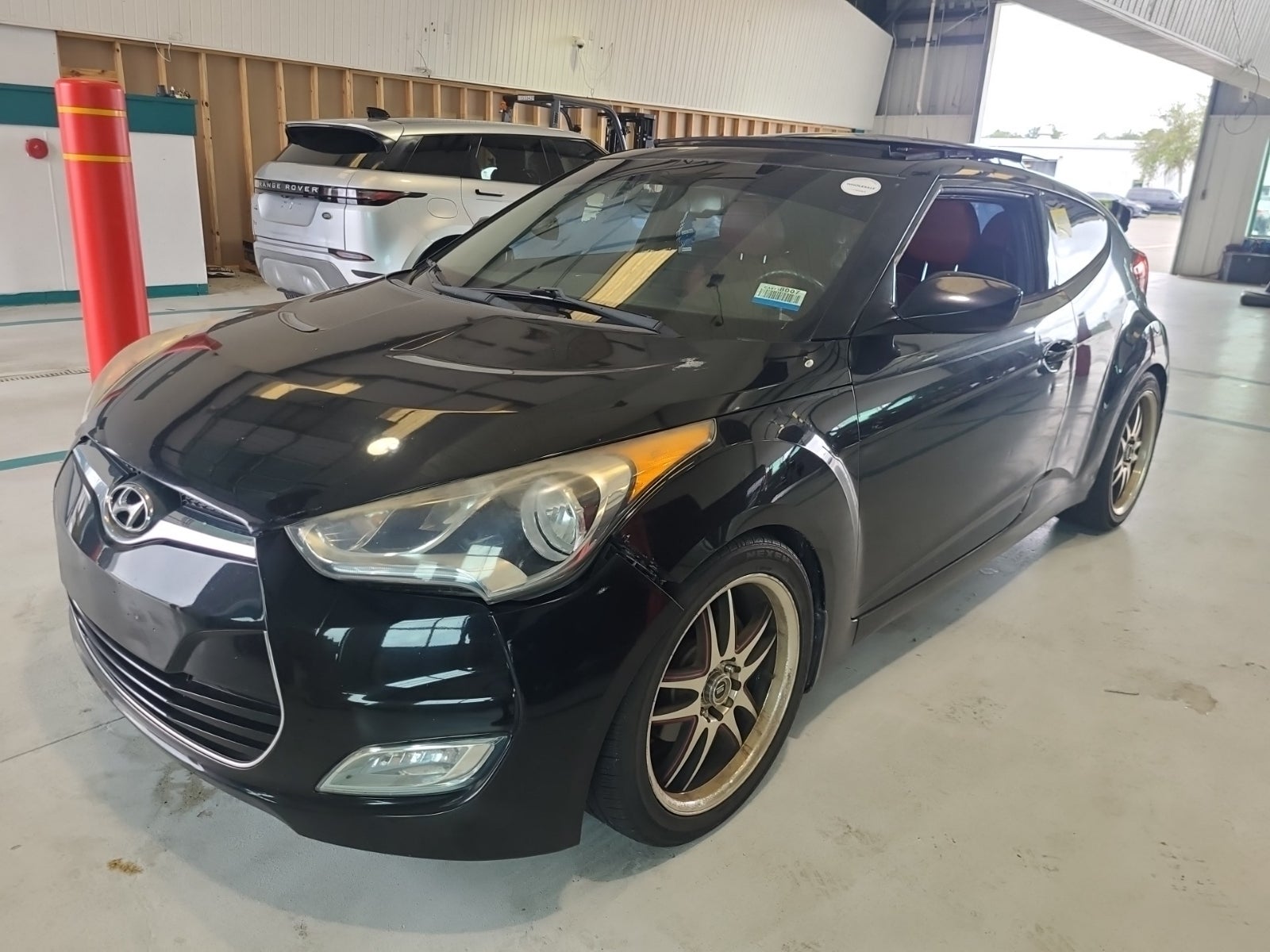 2012 Hyundai Veloster W/Red Int