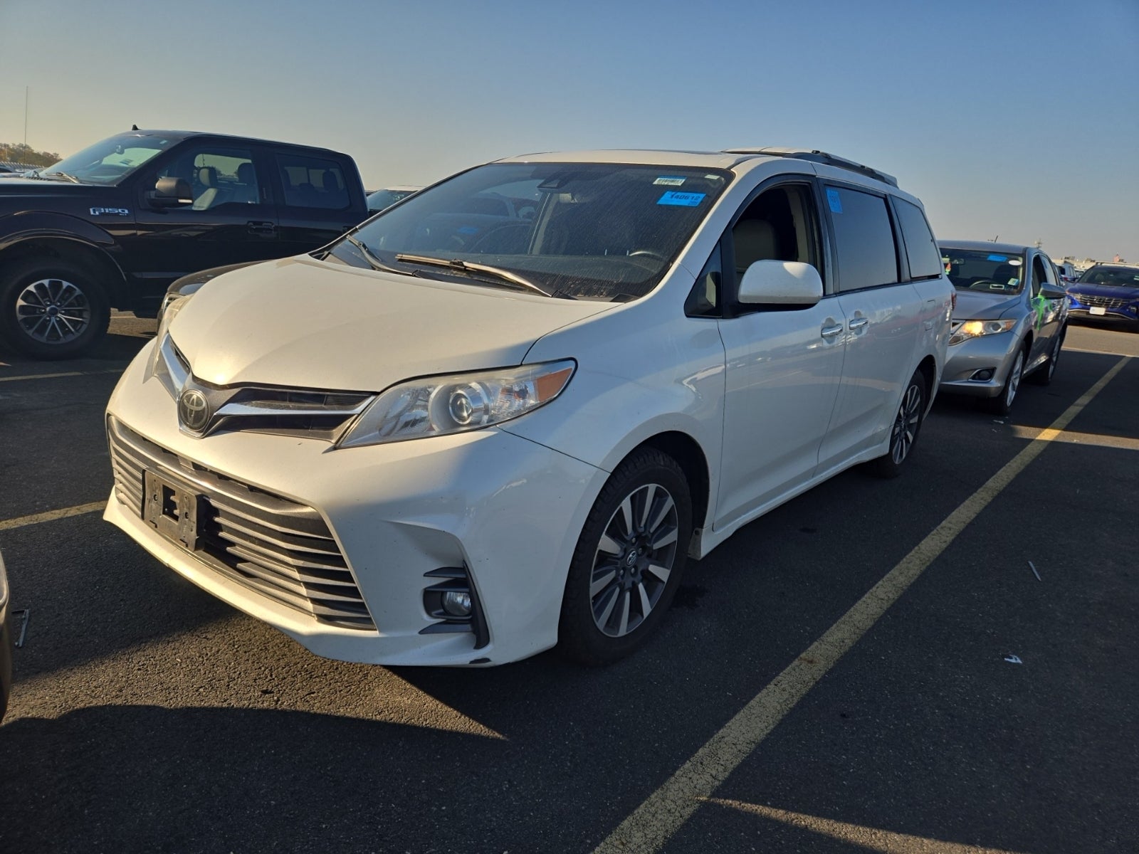 2018 Toyota Sienna XLE Premium