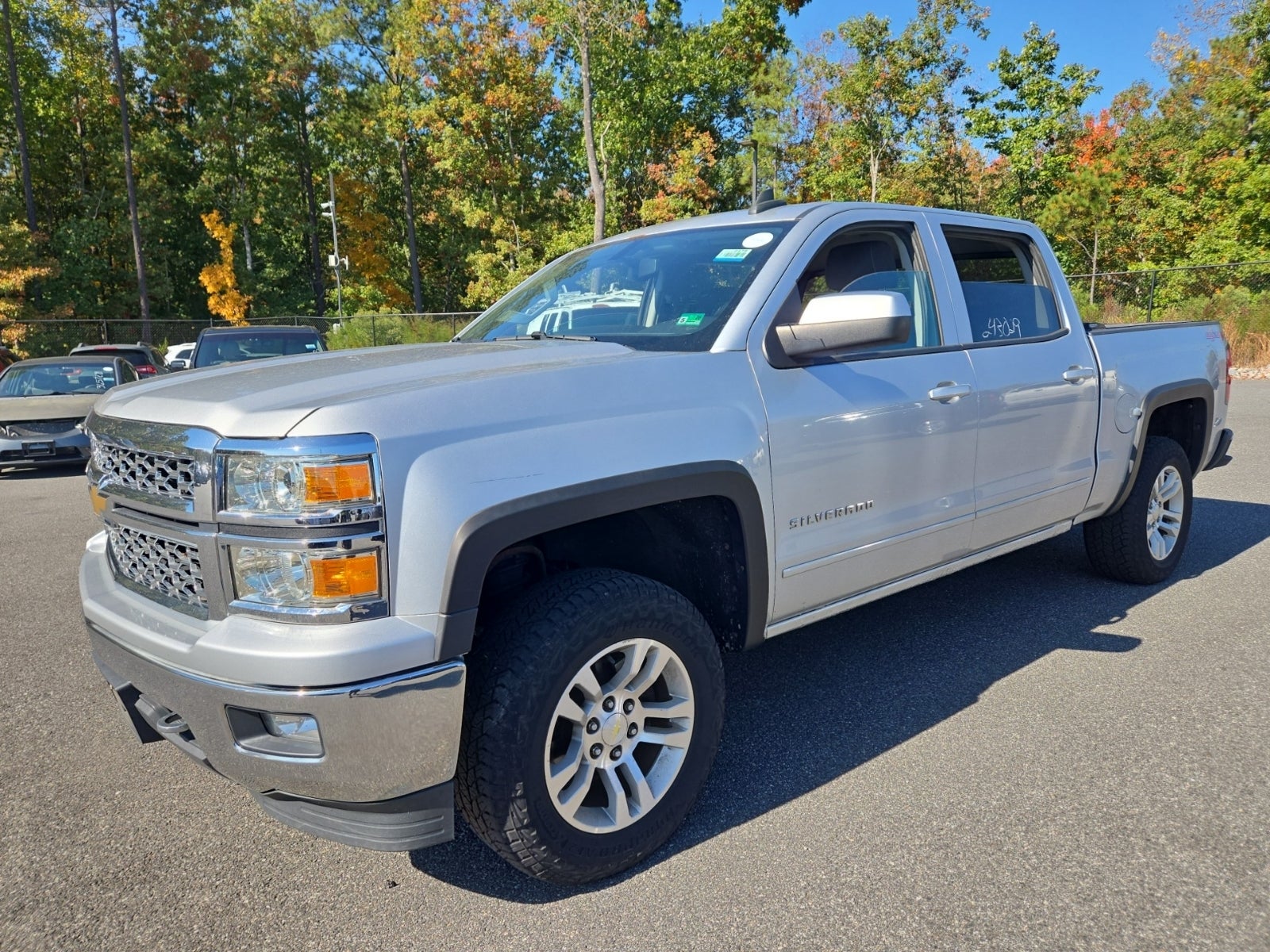 2015 Chevrolet Silverado 1500 4WD Crew Cab 143.5" LT W/1lt