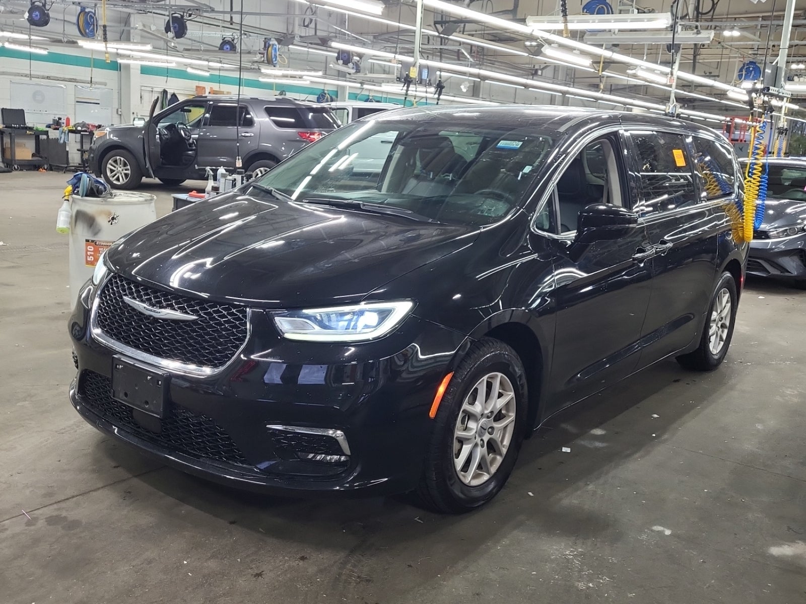 2024 Chrysler Pacifica Touring L