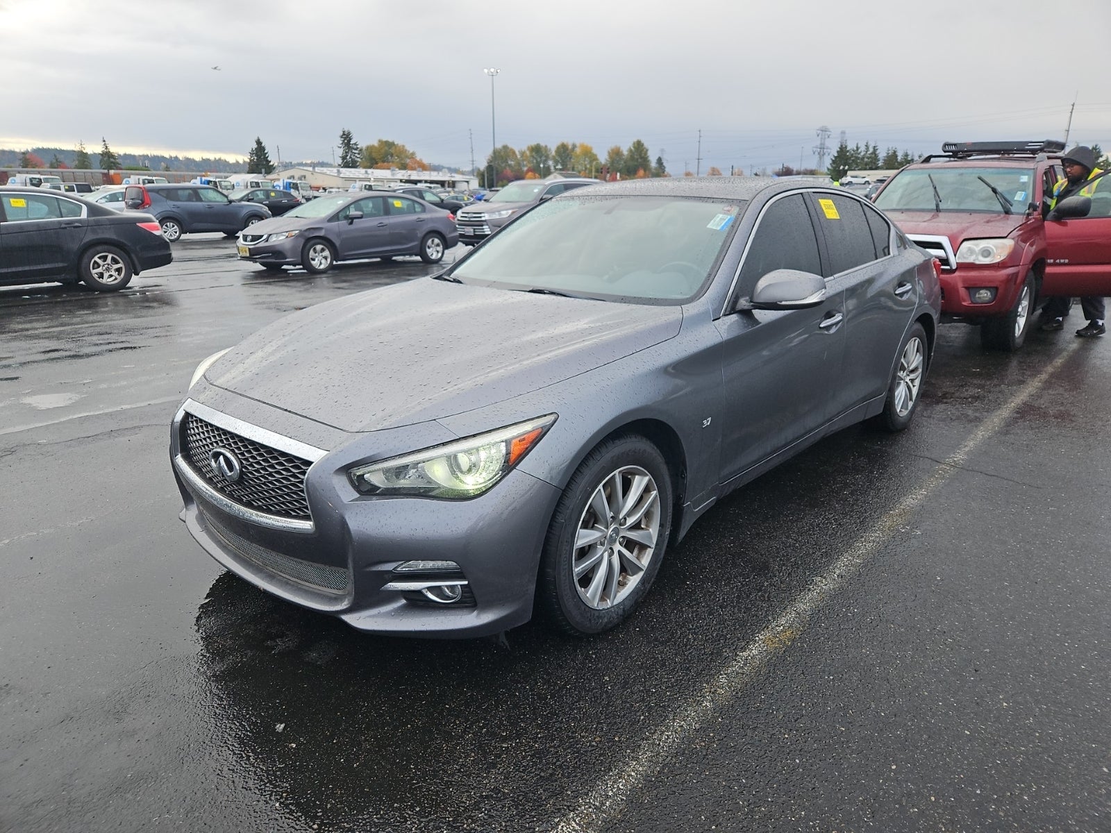 2015 Infiniti Q50 Premium