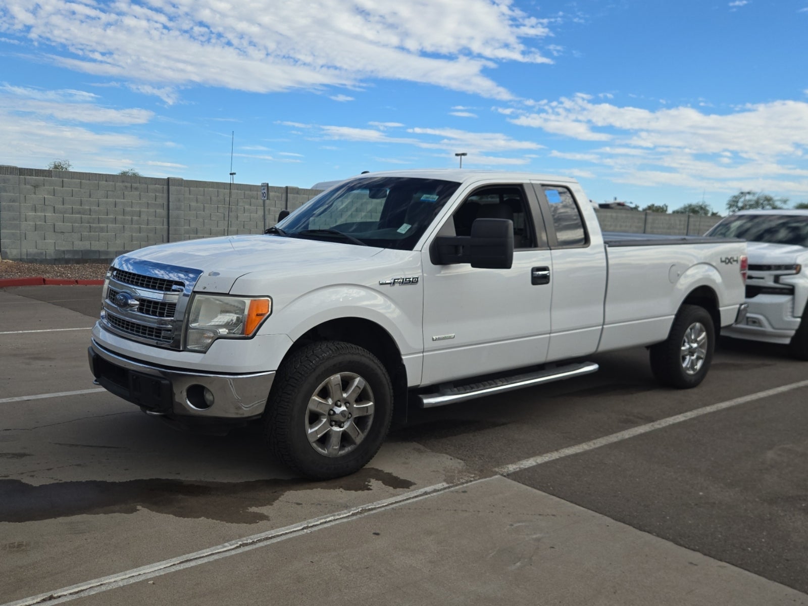 2014 Ford F-150 4WD Supercab 163" XLT