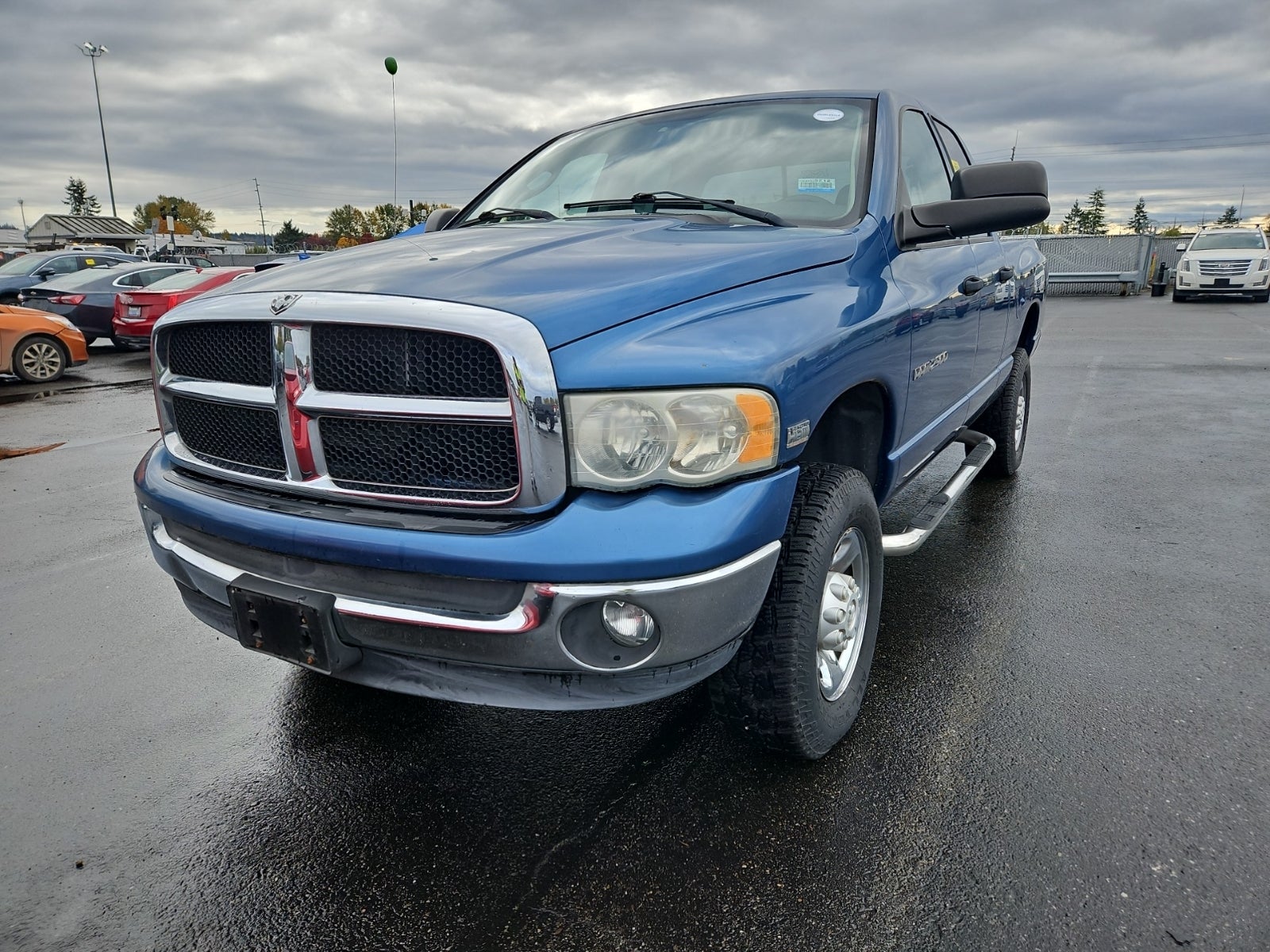 2003 Dodge Ram 2500 4dr Quad Cab 140.5" WB 4WD SLT