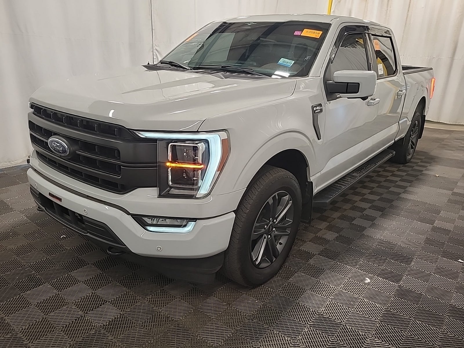 2023 Ford F-150 Lariat 4WD Supercrew 6.5' Box