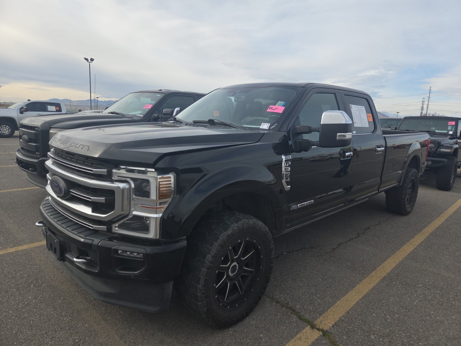 2021 Ford F-350 Platinum 4WD Crew Cab 8' Box