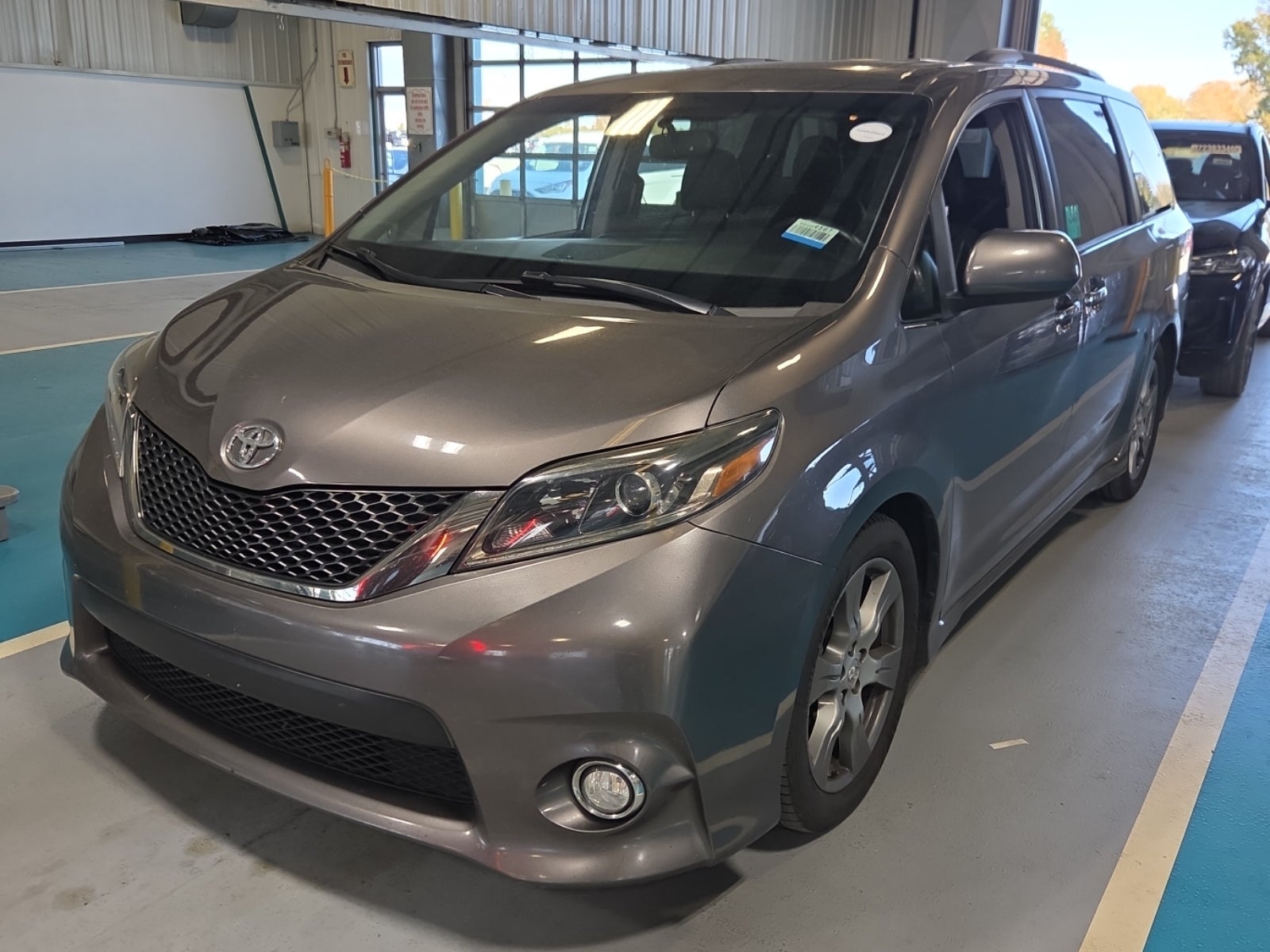 2017 Toyota Sienna SE