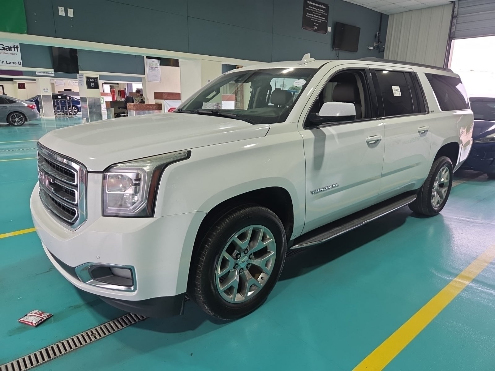 2017 GMC Yukon XL SLT