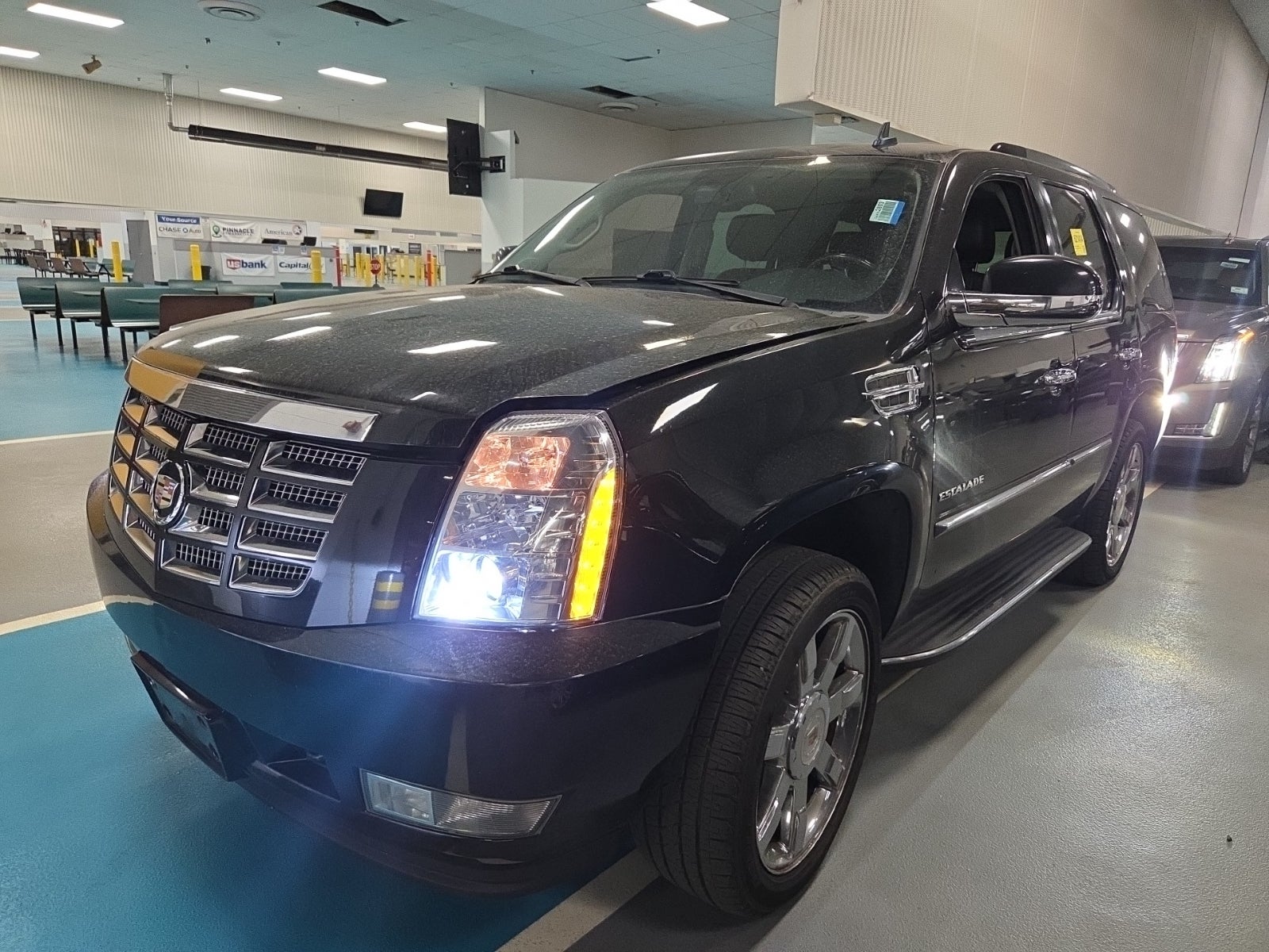 2013 Cadillac Escalade Luxury
