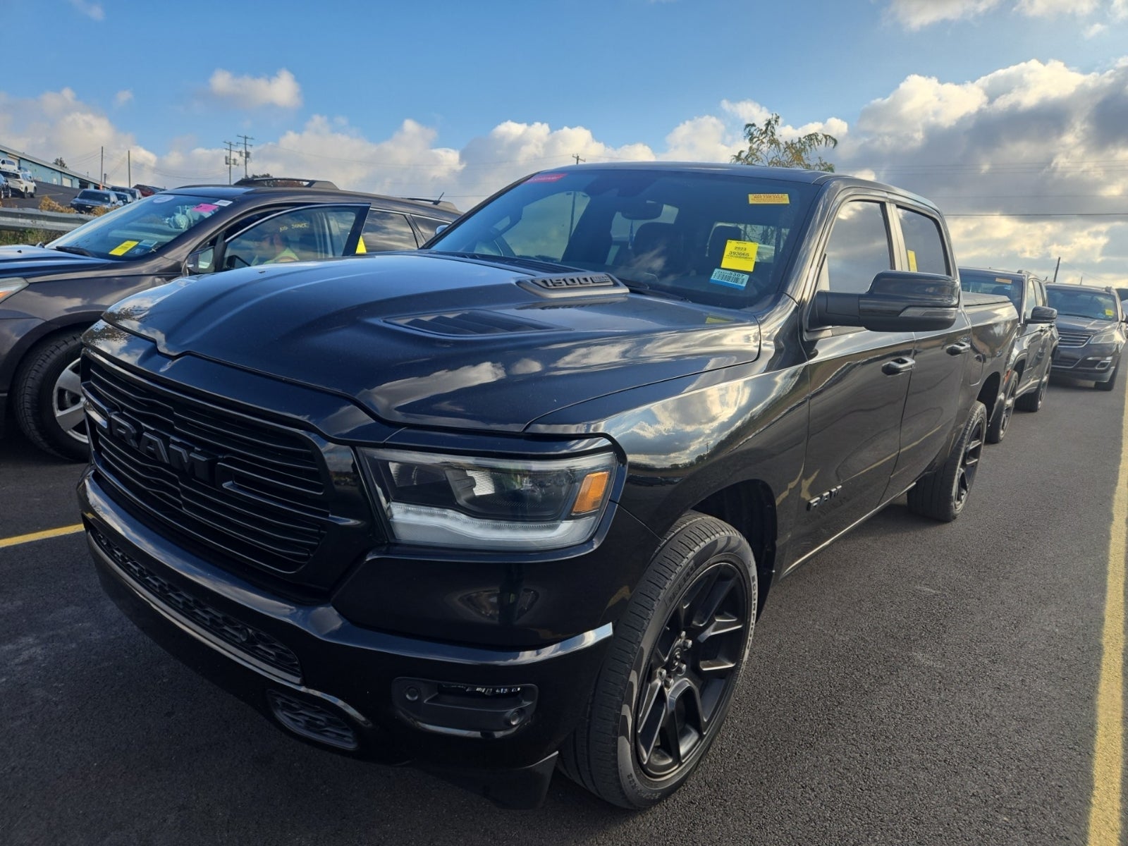 2023 Ram 1500 Laramie 4x4 Crew Cab 5'7" Box