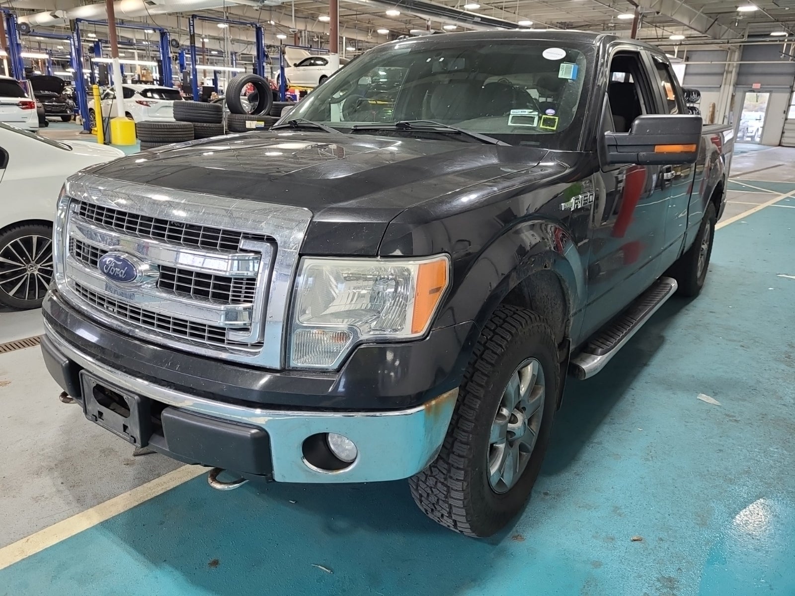 2014 Ford F-150 4WD Supercab 145" XLT