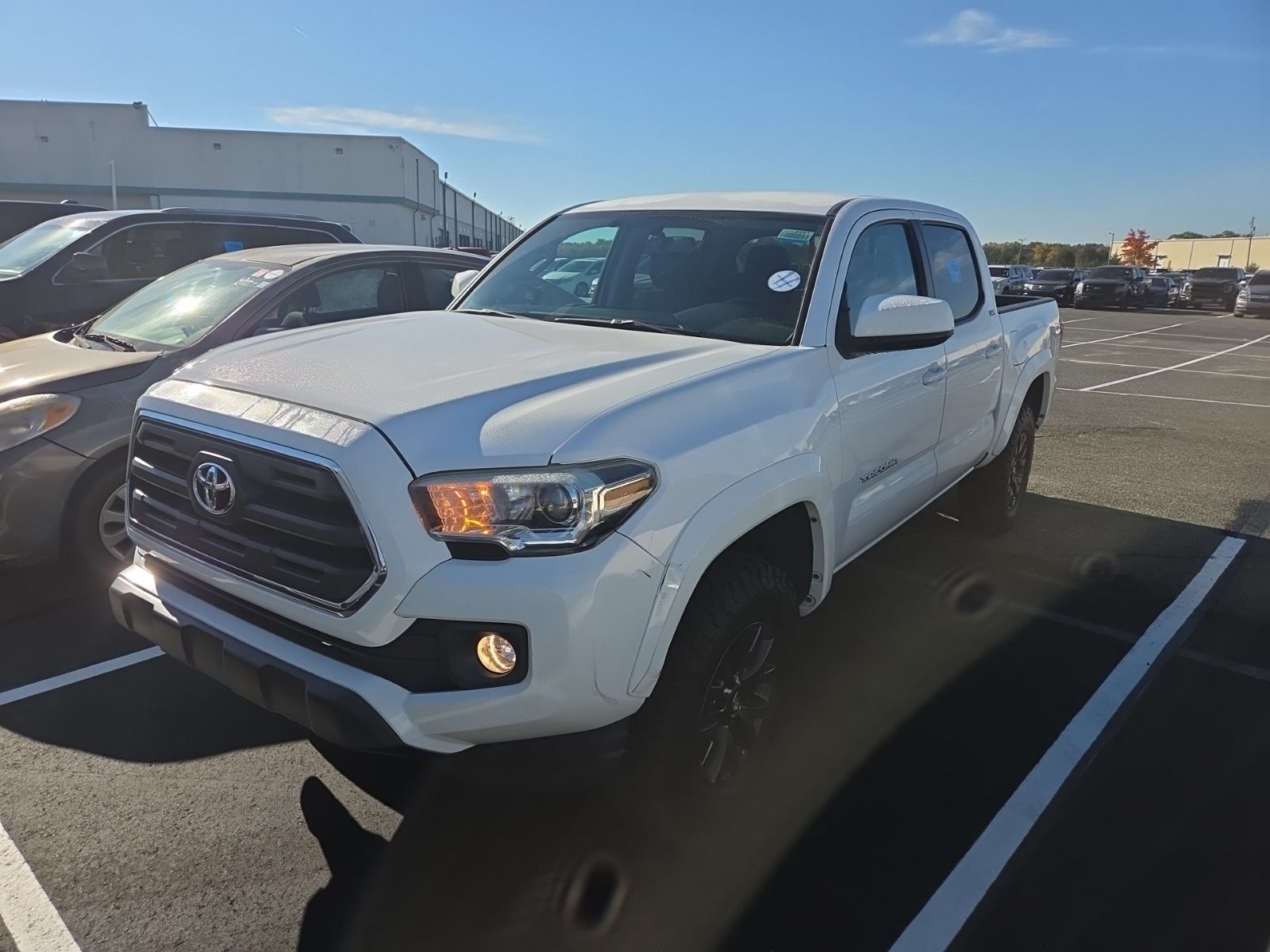 2017 Toyota Tacoma SR5 Double Cab 5' Bed V6 4x4 At