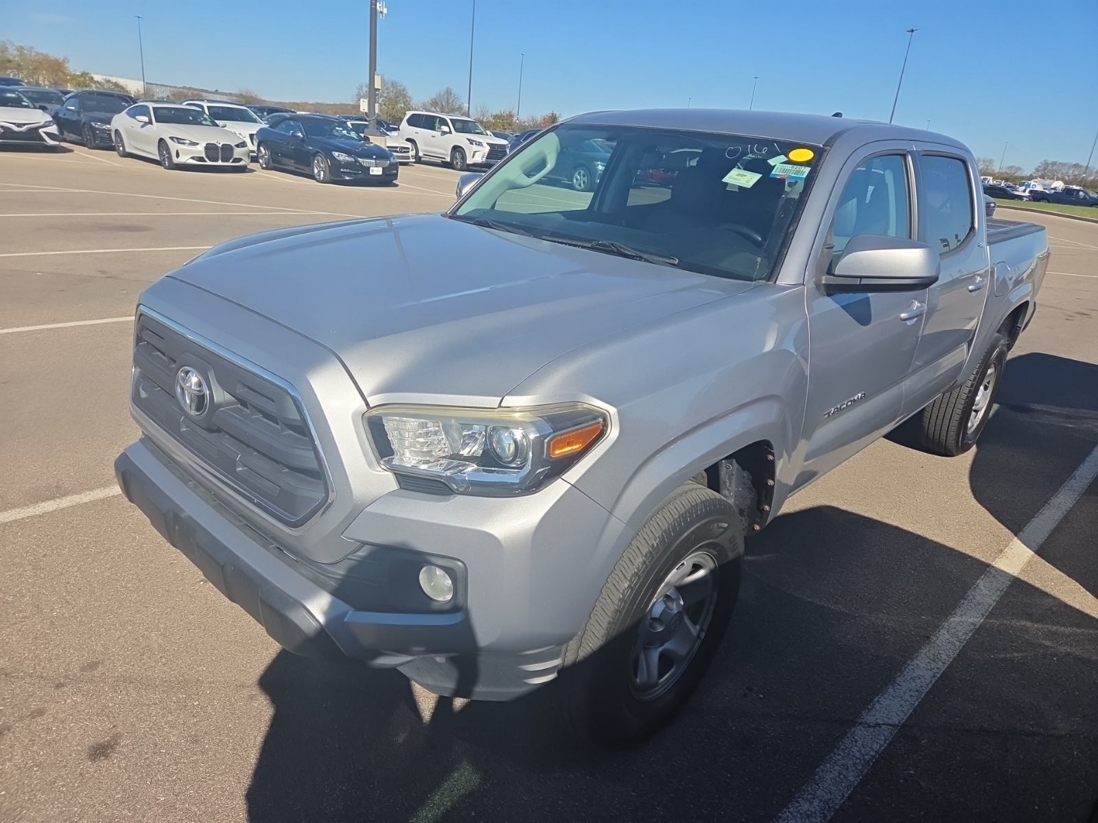 2016 Toyota Tacoma 2WD Double Cab V6 At SR5