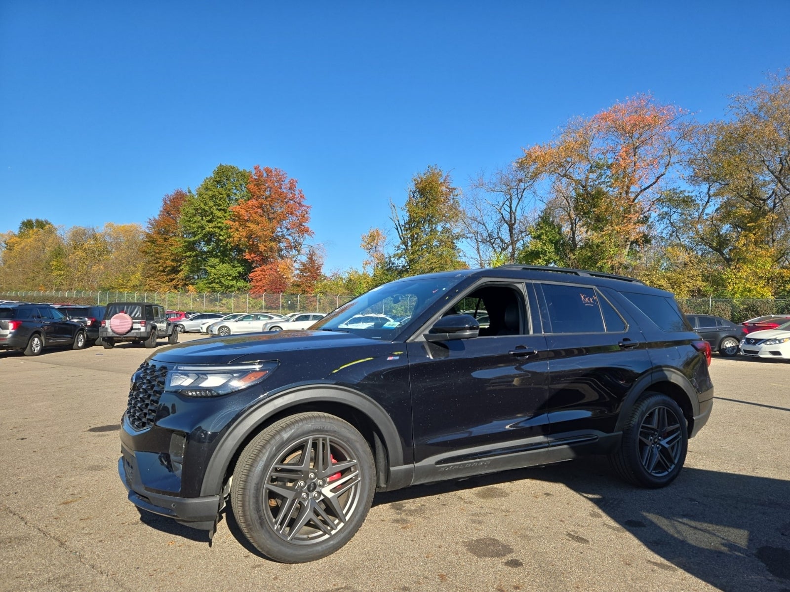 2025 Ford Explorer ST-Line