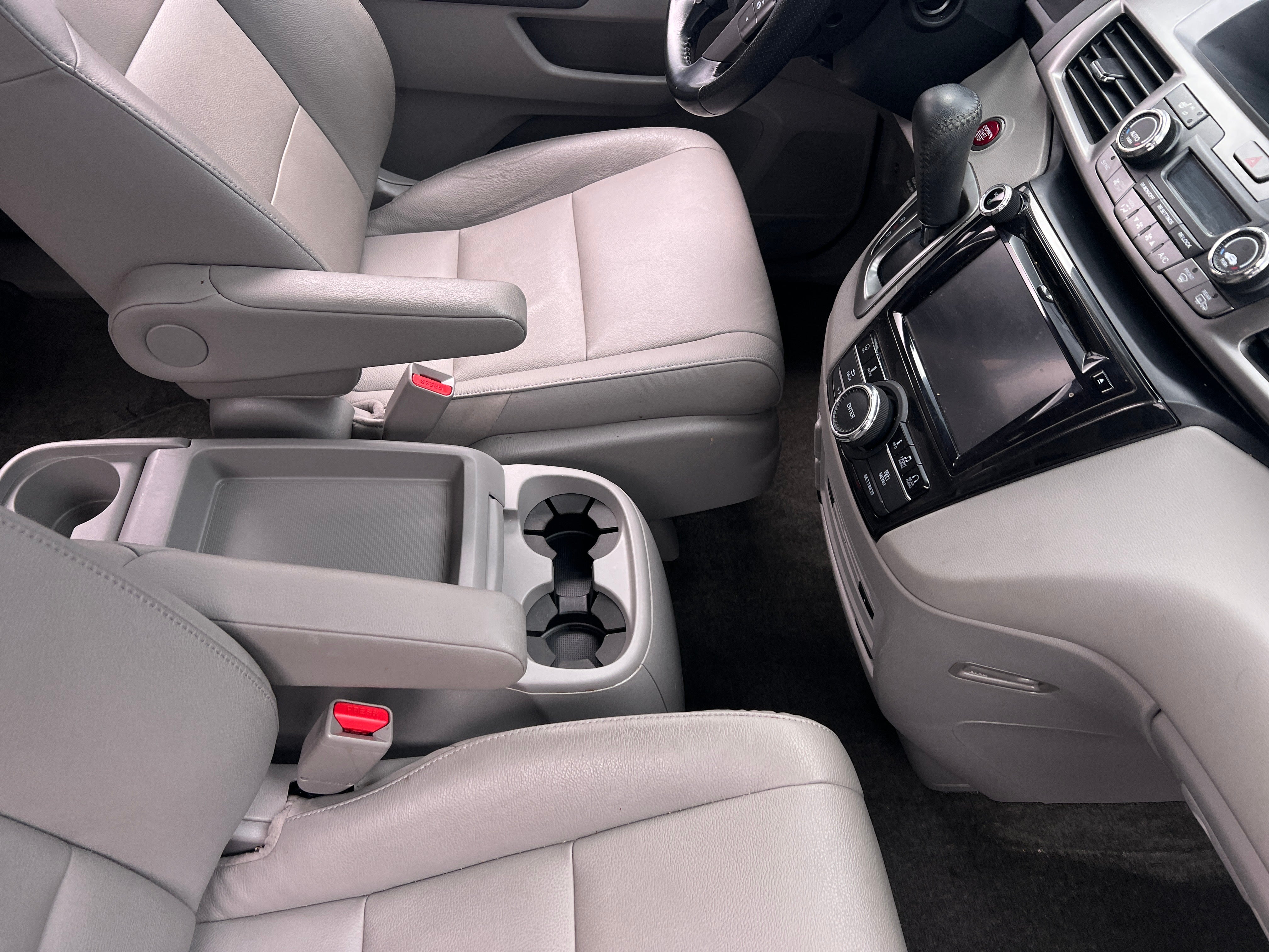 Used 2016 Honda Odyssey | Carvana