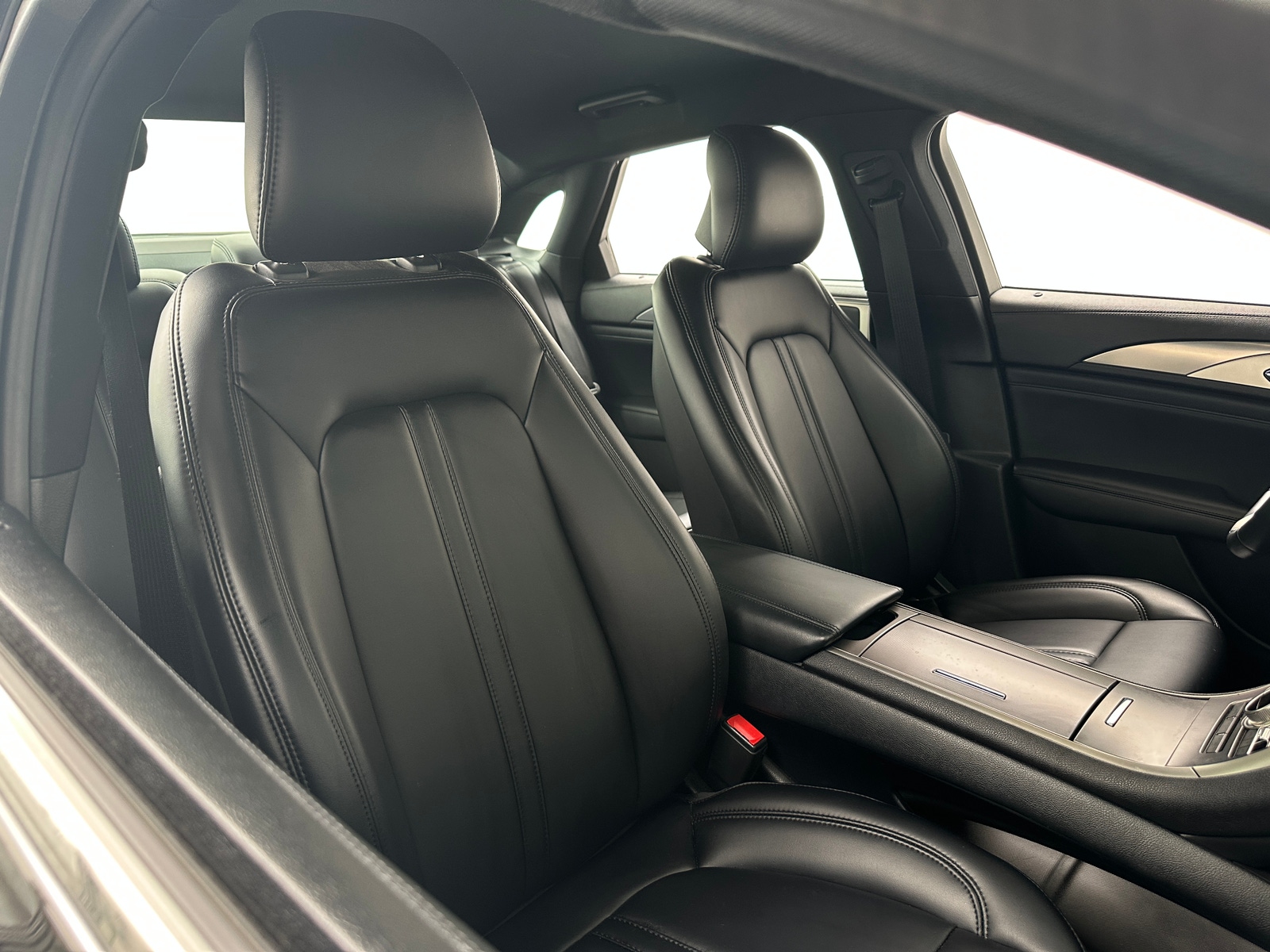 Thumbnail: 2019 Lincoln MKZ - 2