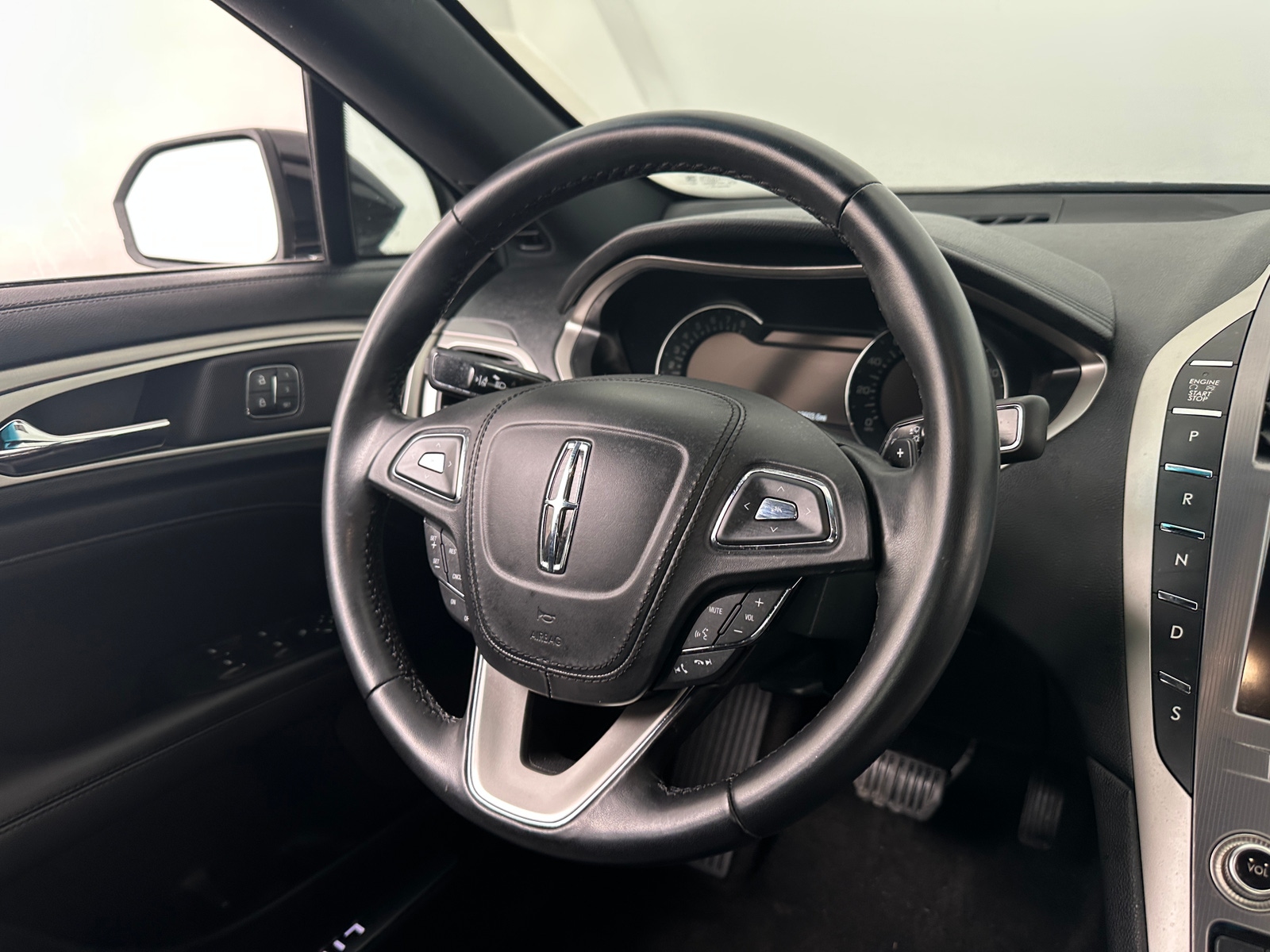 Thumbnail: 2019 Lincoln MKZ - 5