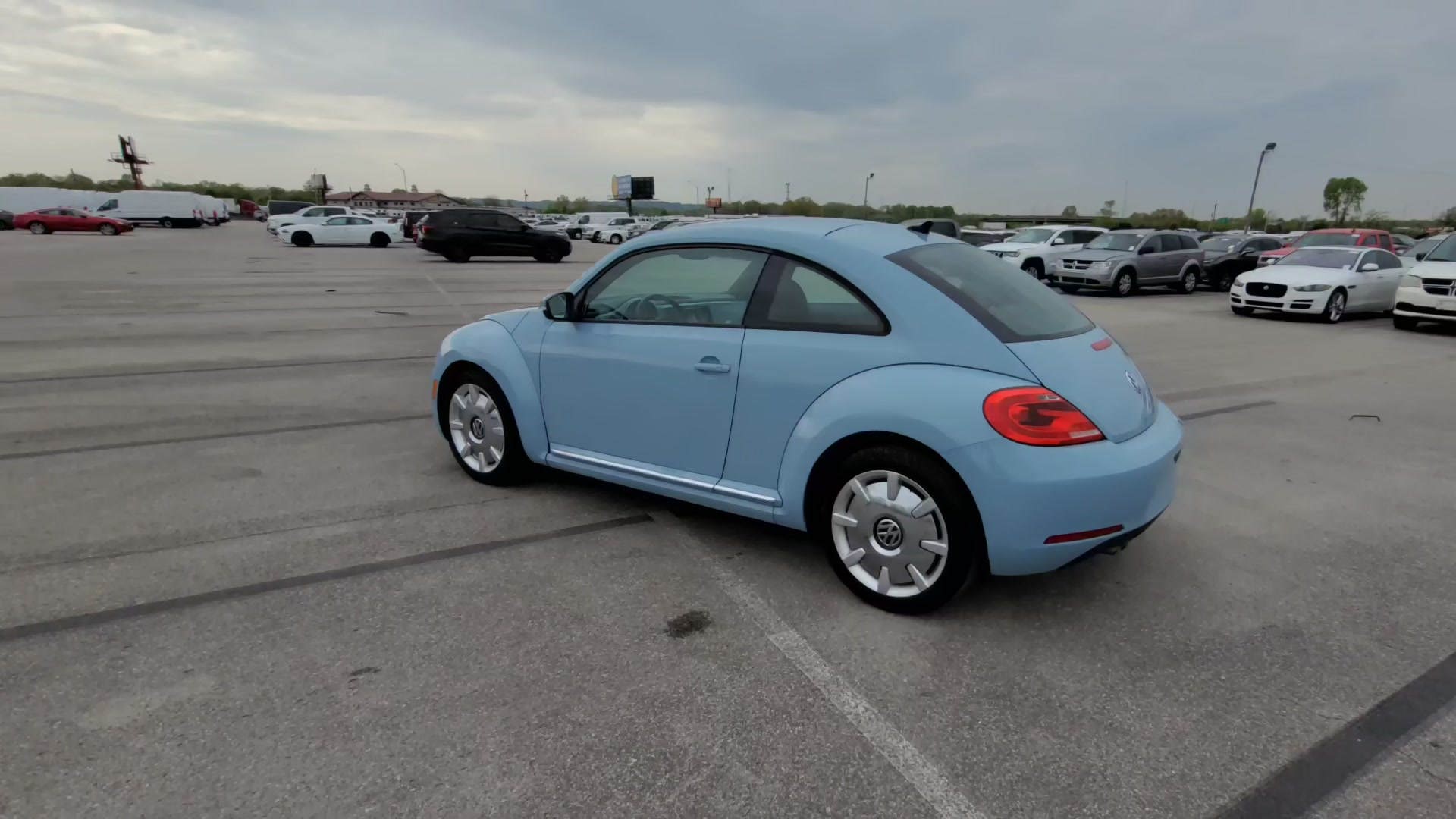 2012 Volkswagen Beetle | Carvana, image size:1920x1080