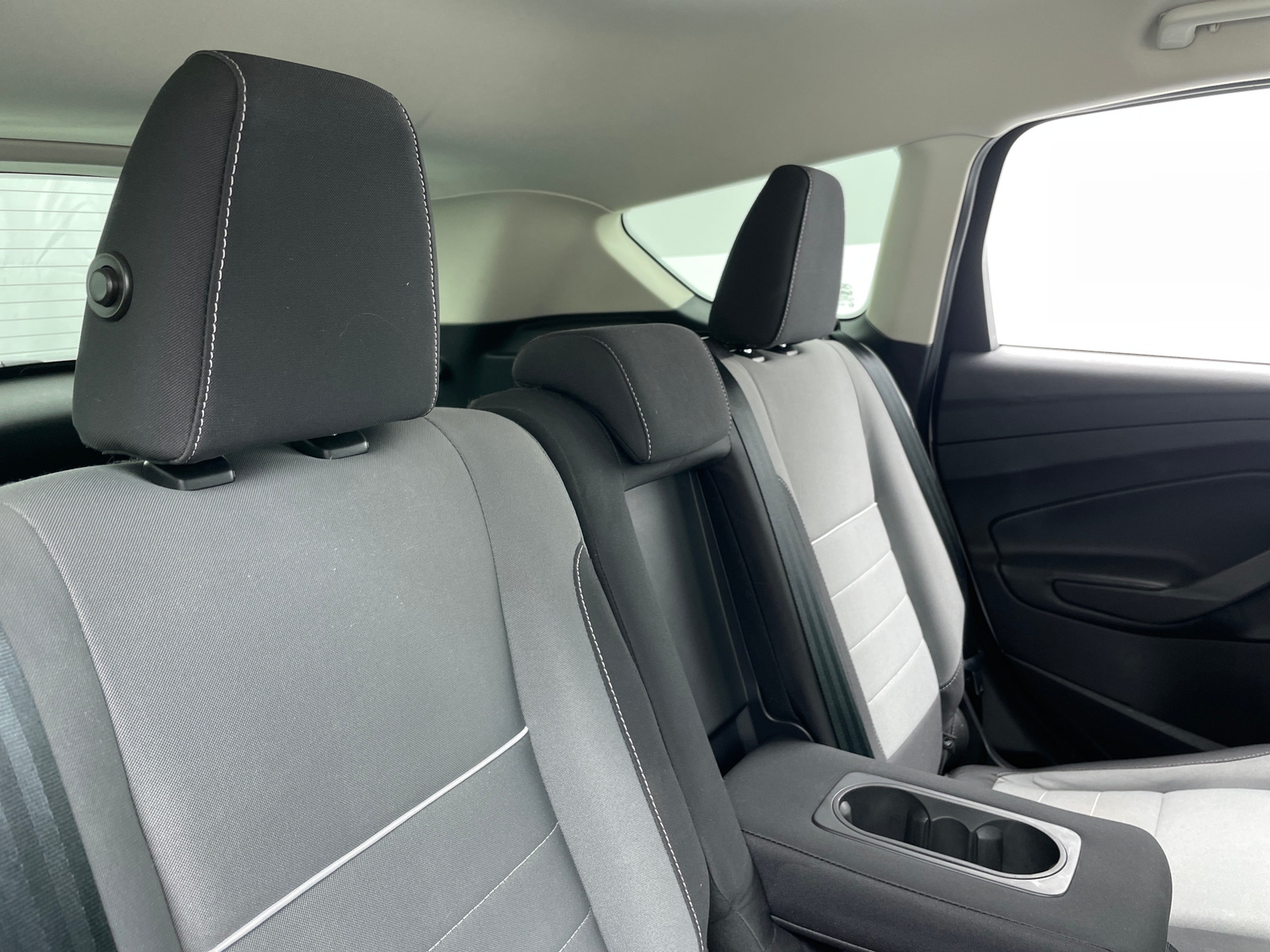 Thumbnail: 2015 Ford Escape - 6